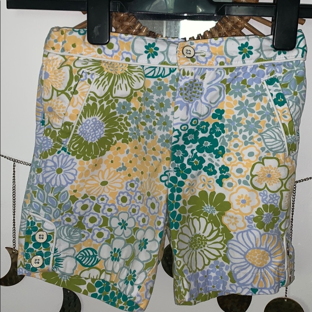 Land’s End floral shorts. Size 6x